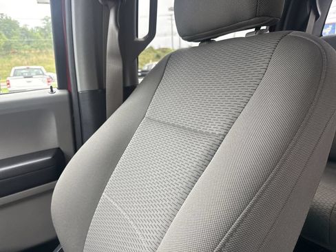 Used 2019 Ford F150 XLT w/ Equipment Group 302A Luxury AWD/4WD image 36