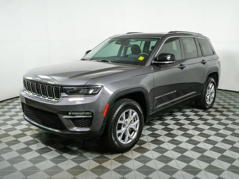 Used 2022 Jeep Grand Cherokee Limited RWD image 27