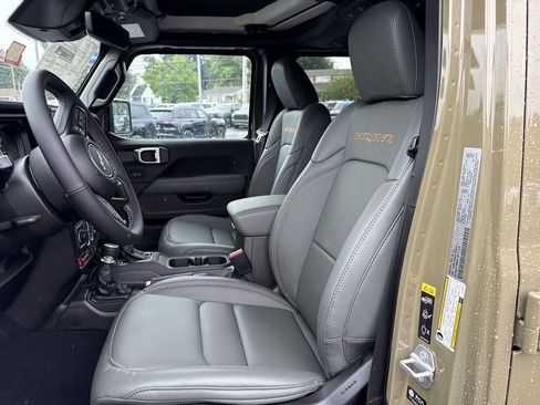 New 2026 Jeep Gladiator Mojave AWD/4WD image 21