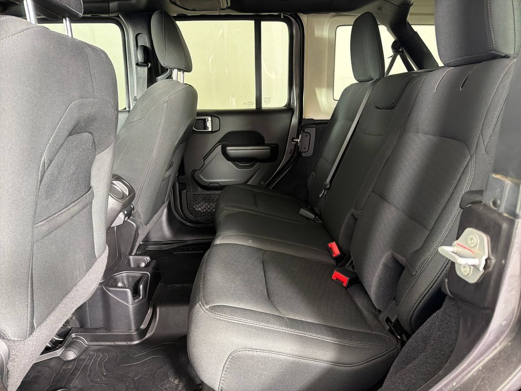 Used 2020 Jeep Wrangler Unlimited Sport AWD/4WD image 18