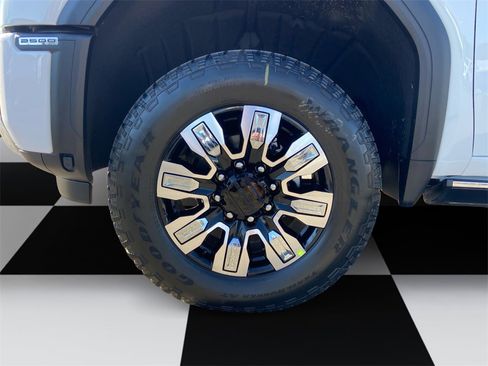 New 2026 GMC Sierra 2500 Denali w/ Denali Reserve Package image 14