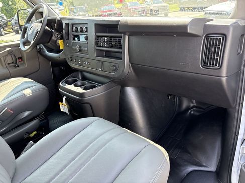 New 2025 Chevrolet Express 2500 w/ Driver Convenience Package RWD image 25
