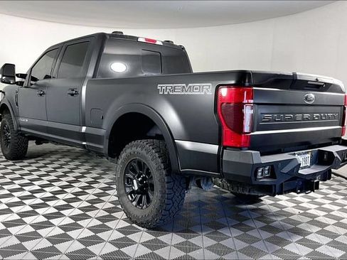 Used 2021 Ford F250 Lariat AWD/4WD image 2
