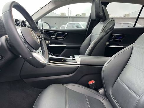 Used 2024 Mercedes-Benz GLC 300 image 21