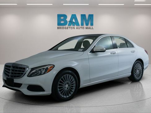 Used 2015 Mercedes-Benz C 300 4MATIC Sedan image 3