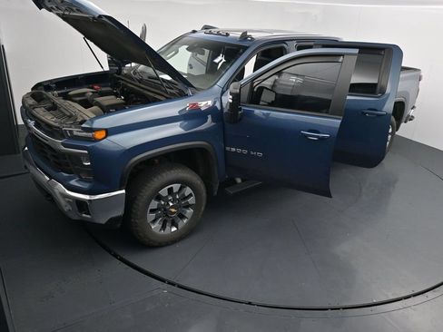 Used 2024 Chevrolet Silverado 2500 LT w/ All Star Edition AWD/4WD image 26