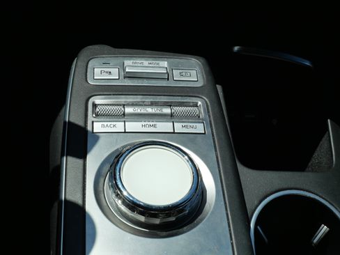 Used 2022 Genesis GV70 3.5T Sport w/ Sport Prestige Package AWD/4WD image 22