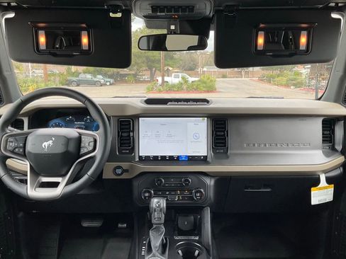 New 2025 Ford Bronco Big Bend w/ Black Diamond Package image 41