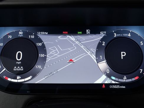 Used 2023 Land Rover Range Rover SE image 45