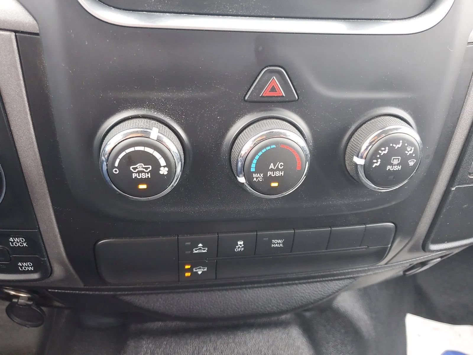 Used 2017 RAM 1500 Tradesman w/ Popular Equipment Group AWD/4WD image 28