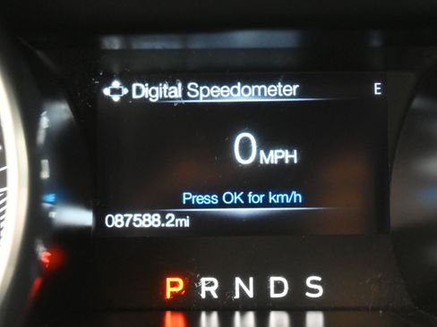 Used 2022 Ford Mustang Premium image 18