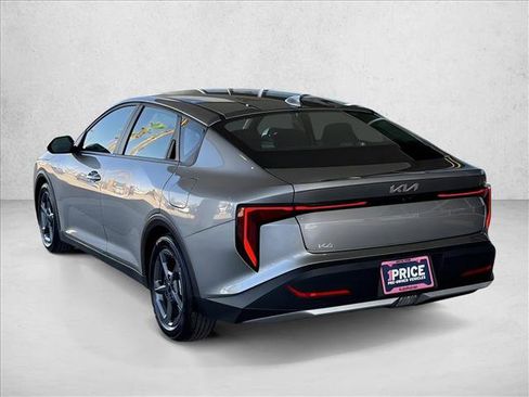 Used 2025 Kia K4 FWD image 3