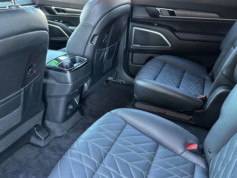 Used 2024 Kia Telluride EX X-Line image 13