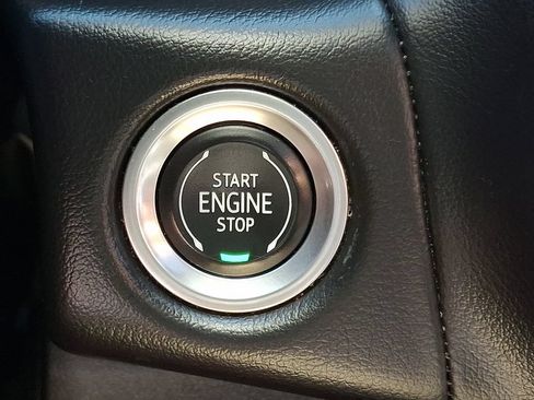 Used 2021 Chevrolet Tahoe RST AWD/4WD image 29