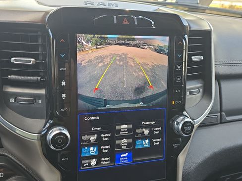 Used 2021 RAM 1500 Laramie w/ Laramie Southwest Edition AWD/4WD image 15