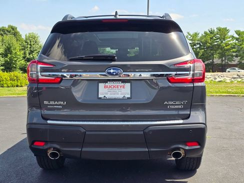 Used 2023 Subaru Ascent Touring AWD/4WD image 7