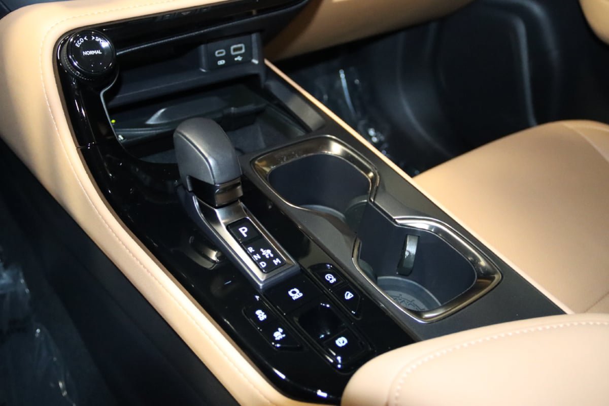 Used 2025 Lexus NX 350 AWD w/ Cold Area Package image 43