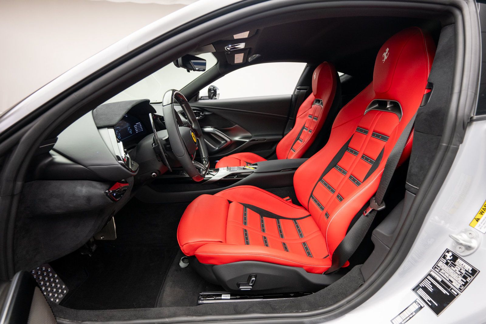 Used 2025 Ferrari 12Cilindri RWD image 11