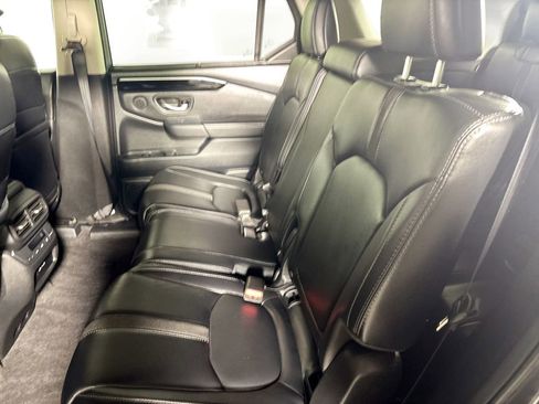 Used 2024 Honda Pilot EX-L image 19