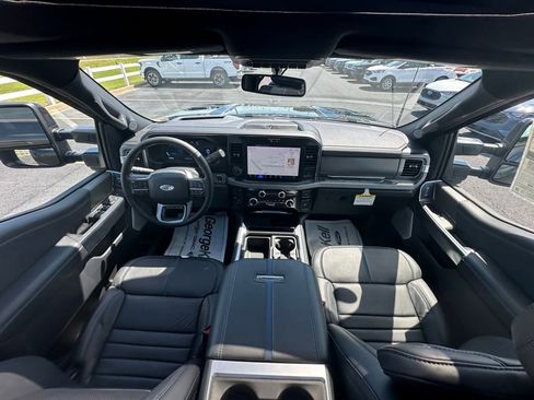 New 2025 Ford F350 Platinum image 5