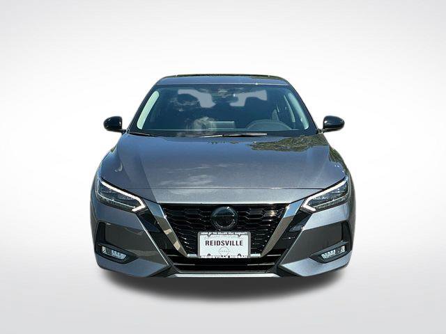 Used 2023 Nissan Sentra SR w/ SR Premium Package FWD image 11