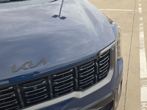 Certified 2025 Kia Sorento SX Prestige image 10