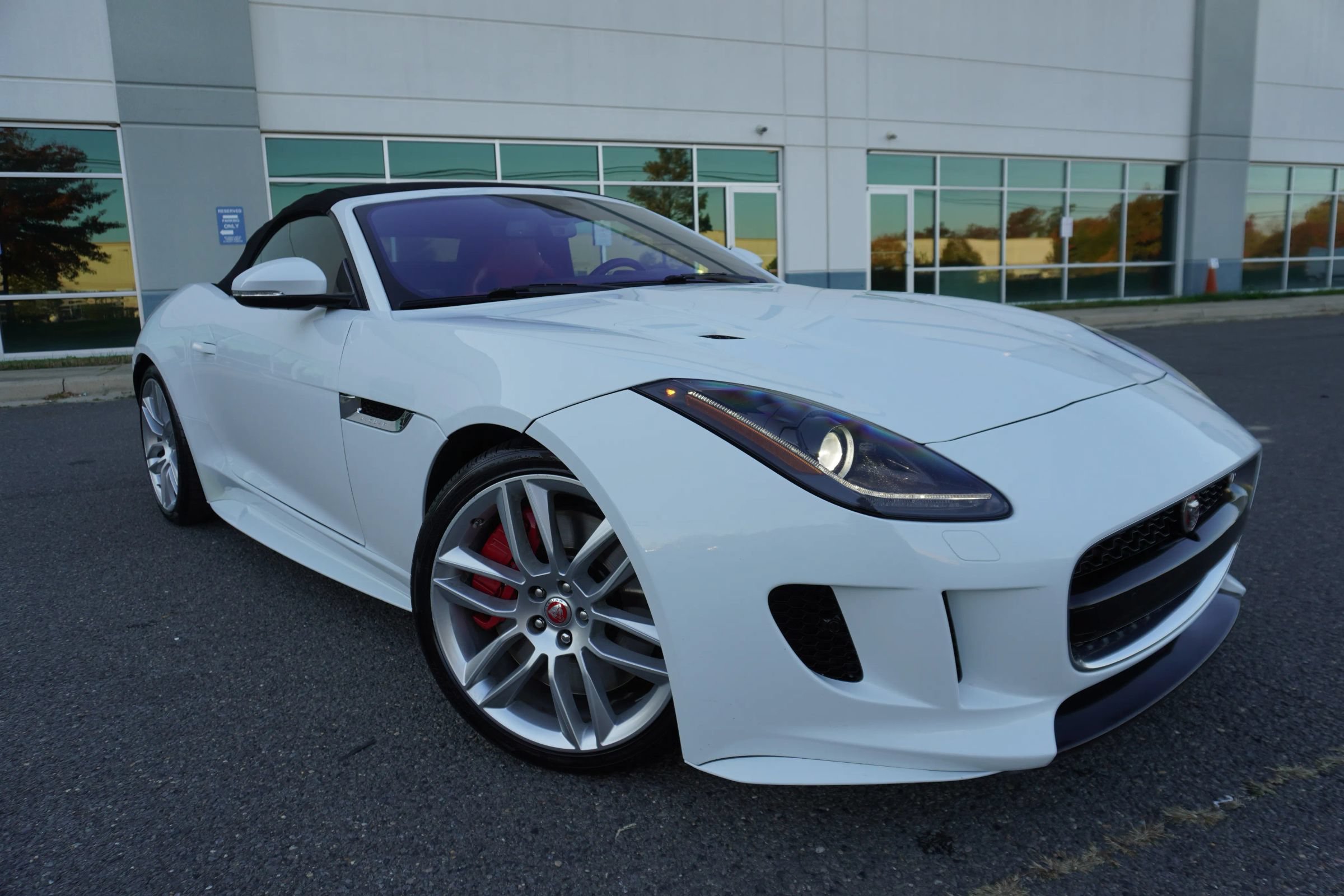 Used 2017 Jaguar F-TYPE R AWD/4WD image 1