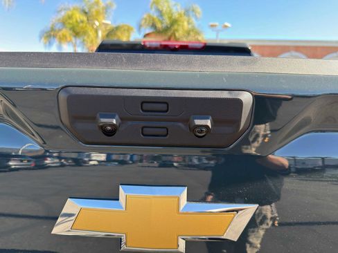 New 2026 Chevrolet Silverado 1500 High Country w/ Technology Package AWD/4WD image 16