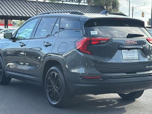 Used 2020 GMC Terrain SLE w/ Driver Convenience Package FWD image 6