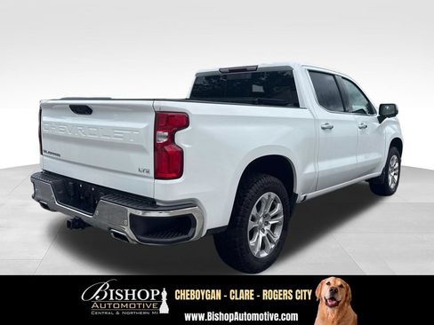 Used 2022 Chevrolet Silverado 1500 LTZ AWD/4WD image 11