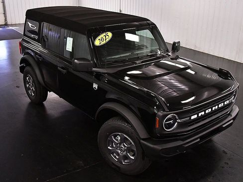 New 2025 Ford Bronco Big Bend image 12