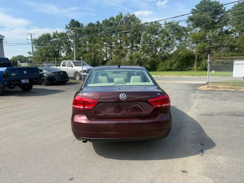 Used 2012 Volkswagen Passat 2.5 SE FWD image 4