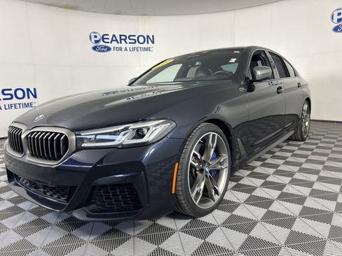 Used 2022 BMW M550i xDrive image 1