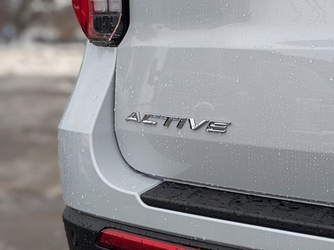 New 2026 Ford Explorer Active w/ Active Comfort Package image 13