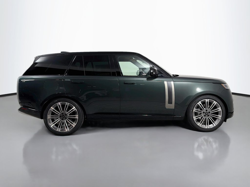 New 2027 Land Rover Range Rover SE AWD/4WD image 4