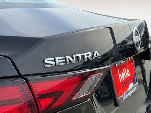 Used 2024 Nissan Sentra SV FWD image 25