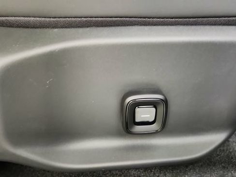 New 2026 Volvo EX30 Plus w/ Protection Package AWD/4WD image 32