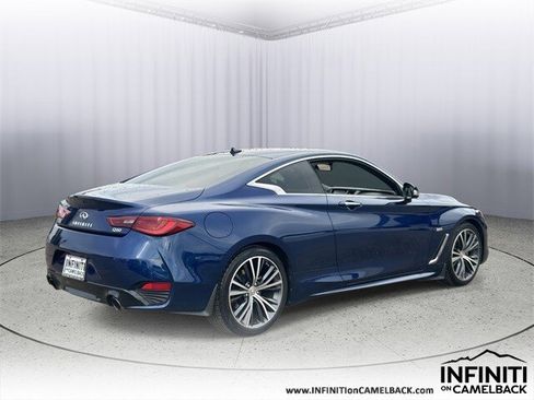 Used 2019 INFINITI Q60 3.0t Luxe w/ Essential Package image 10