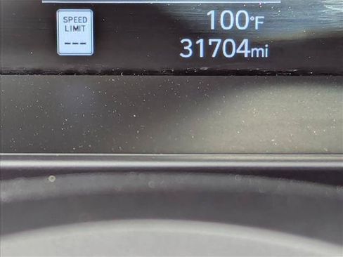 Used 2025 Hyundai Elantra Sport FWD image 10
