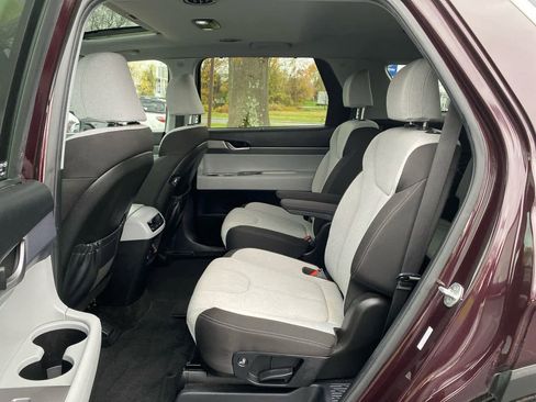 Used 2021 Hyundai Palisade SEL w/ Convenience Package image 13