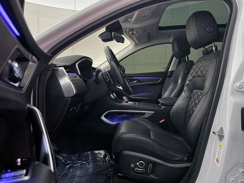 Used 2021 Jaguar F-PACE S AWD/4WD image 18