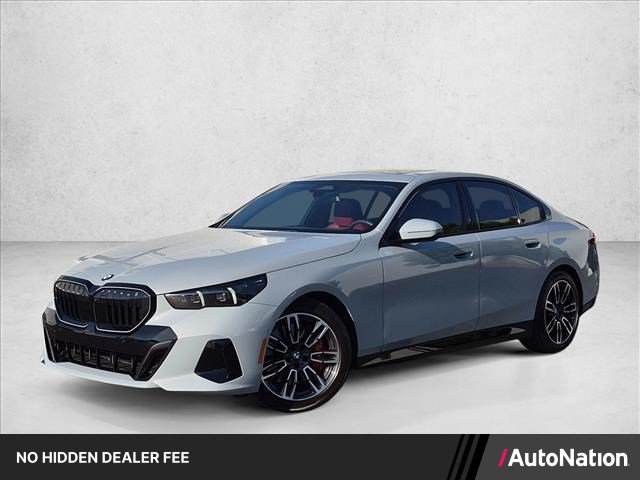 Used 2026 BMW 540i xDrive w/ M Sport Package AWD/4WD image 1