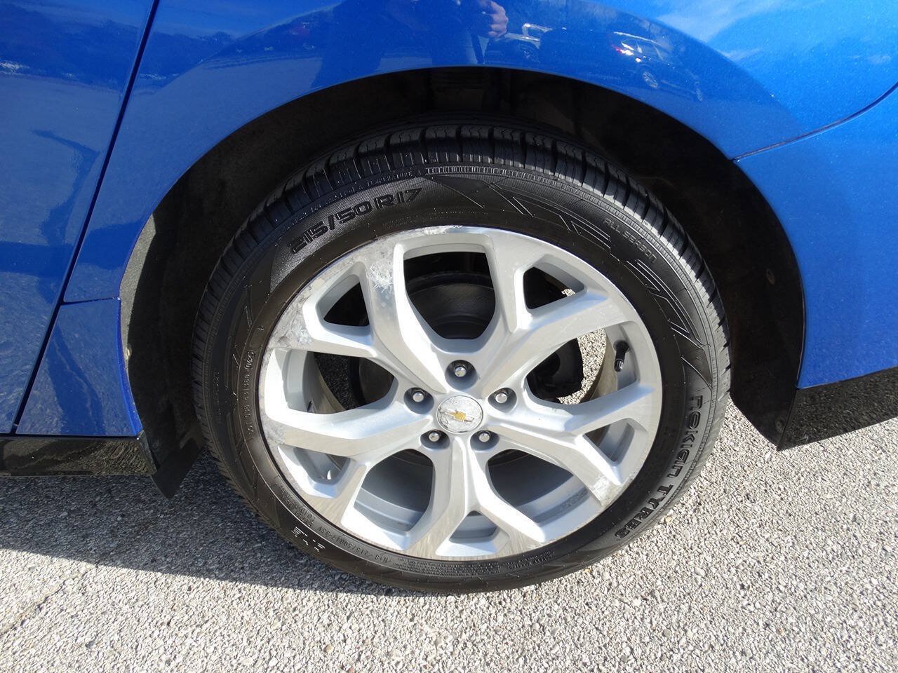 Used 2018 Chevrolet Volt Premier FWD image 37