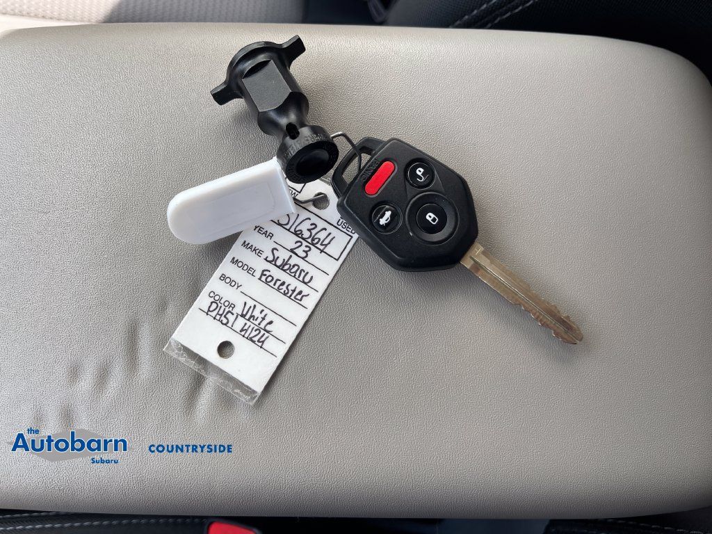 Used 2023 Subaru Forester AWD/4WD image 20