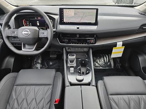 New 2026 Nissan Rogue Platinum AWD/4WD image 17