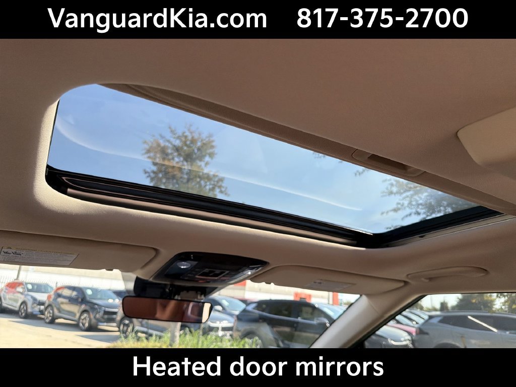 Used 2026 Kia Carnival SX w/ SX Dark Edition Package FWD image 19