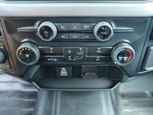 New 2025 Ford F150 XL w/ Equipment Group 103A High image 6