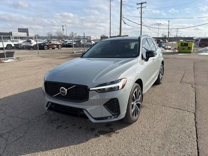 Used 2024 Volvo XC60 B5 Plus w/ Protection Package Premier