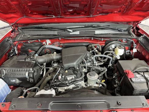 Used 2023 Toyota Tacoma SR5 w/ SR5 Appearance Package RWD image 24