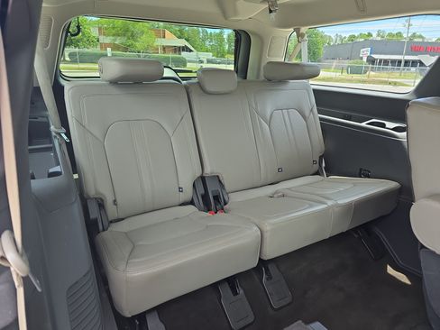 Used 2020 Ford Expedition Max Limited w/ Special Edition Package AWD/4WD image 12